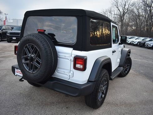 Used 2024 Jeep Wrangler Sport S image 8