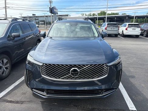 Used 2026 Volvo XC90 B6 Ultra AWD/4WD image 2