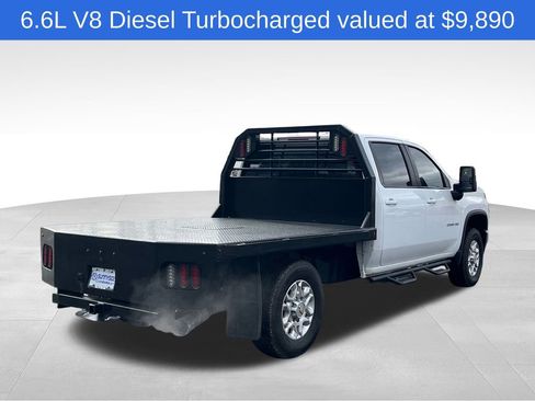 Used 2022 Chevrolet Silverado 2500 LT w/ Convenience Package image 2