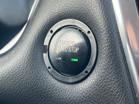 Used 2020 Chevrolet Traverse LS image 20