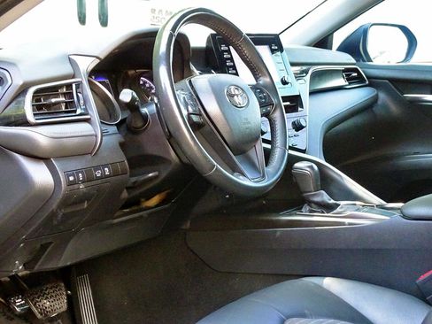 Used 2022 Toyota Camry SE FWD image 20