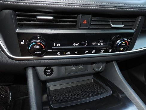 Certified 2026 Nissan Rogue SV w/ SV Premium Package FWD image 24