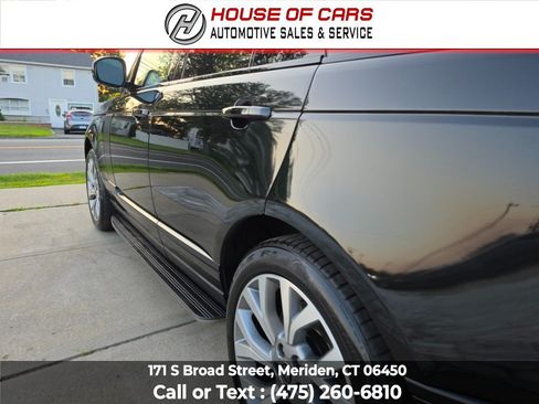 Used 2018 Land Rover Range Rover HSE AWD/4WD image 16