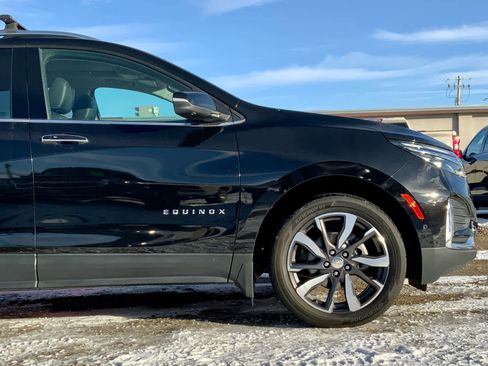 Used 2022 Chevrolet Equinox Premier image 10