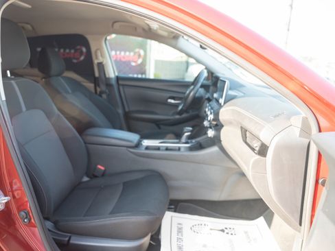 Used 2024 Nissan Sentra SV w/ All-Weather Package image 31