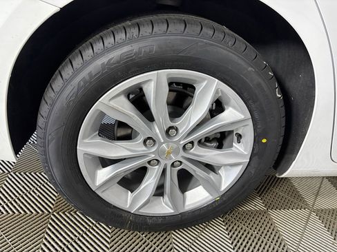 Used 2025 Chevrolet Malibu LT FWD image 27