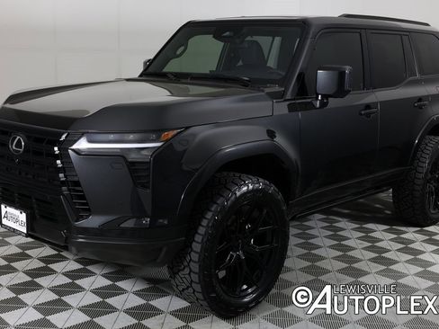 Used 2025 Lexus GX 550 w/ Accessory Package (Z1) image 9