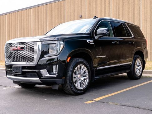 Used 2023 GMC Yukon Denali AWD/4WD image 4