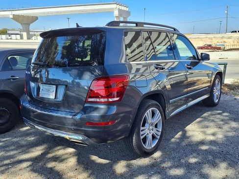 Used 2015 Mercedes-Benz GLK 350 2WD w/ Premium 1 Package image 4