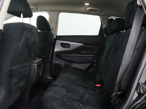 Used 2019 Nissan Murano S image 16