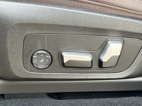 Used 2022 BMW X3 xDrive30i w/ M Sport Package 2 image 33