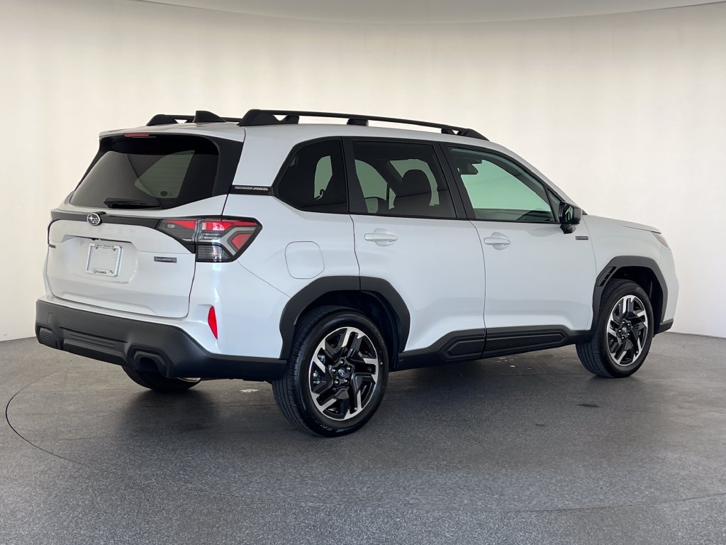 New 2026 Subaru Forester Premium AWD/4WD image 4