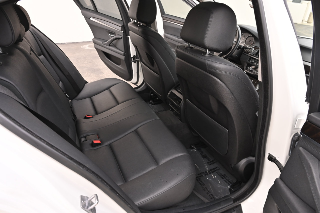 Used 2016 BMW 528i Sedan RWD image 13
