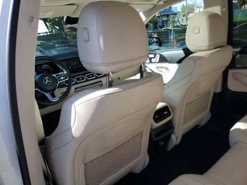 Used 2022 Mercedes-Benz GLE 350 GLE 350 w/ 3rd Row Seat Package image 11