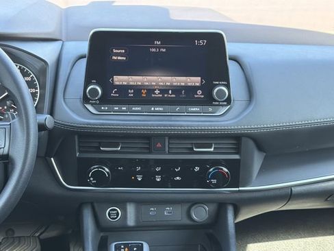 Certified 2023 Nissan Rogue S image 15