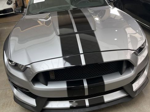 Used 2020 Ford Mustang Shelby GT350 w/ Technology Package image 3