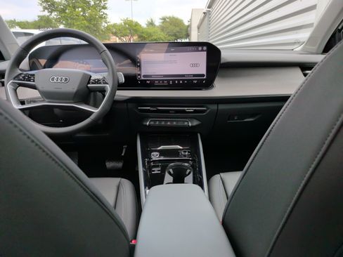 Used 2026 Audi Q3 quattro 2.0T AWD/4WD image 24