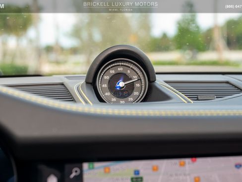 Used 2023 Porsche 911 Targa 4S w/ Premium Package image 35