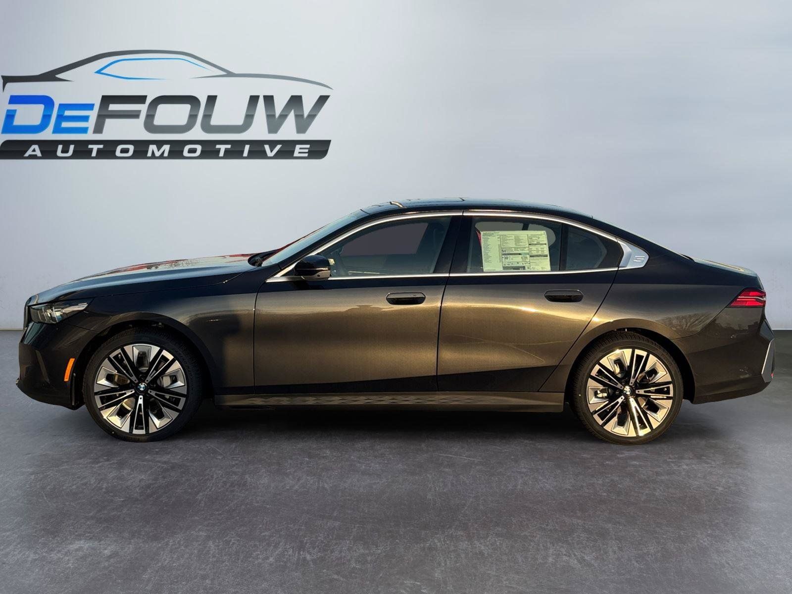 Used 2026 BMW 530i xDrive AWD/4WD image 6