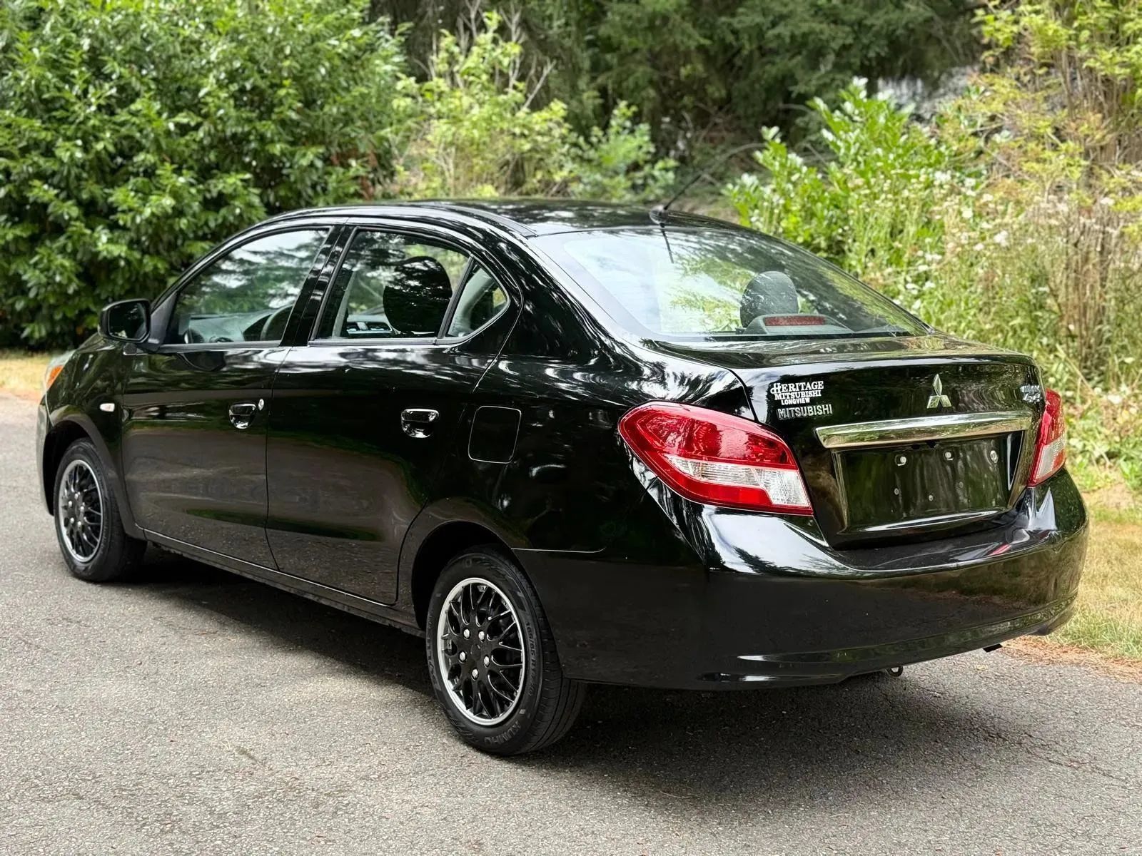 Used 2018 Mitsubishi Mirage G4 ES FWD image 3