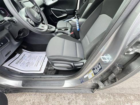 Used 2024 Kia Soul LX w/ Option Group 015 image 12