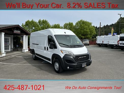 Used 2025 RAM ProMaster 2500 w/ Convenience Group FWD image 2