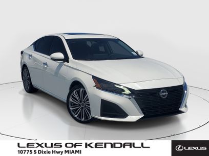 Used 2023 Nissan Altima 2.5 SL