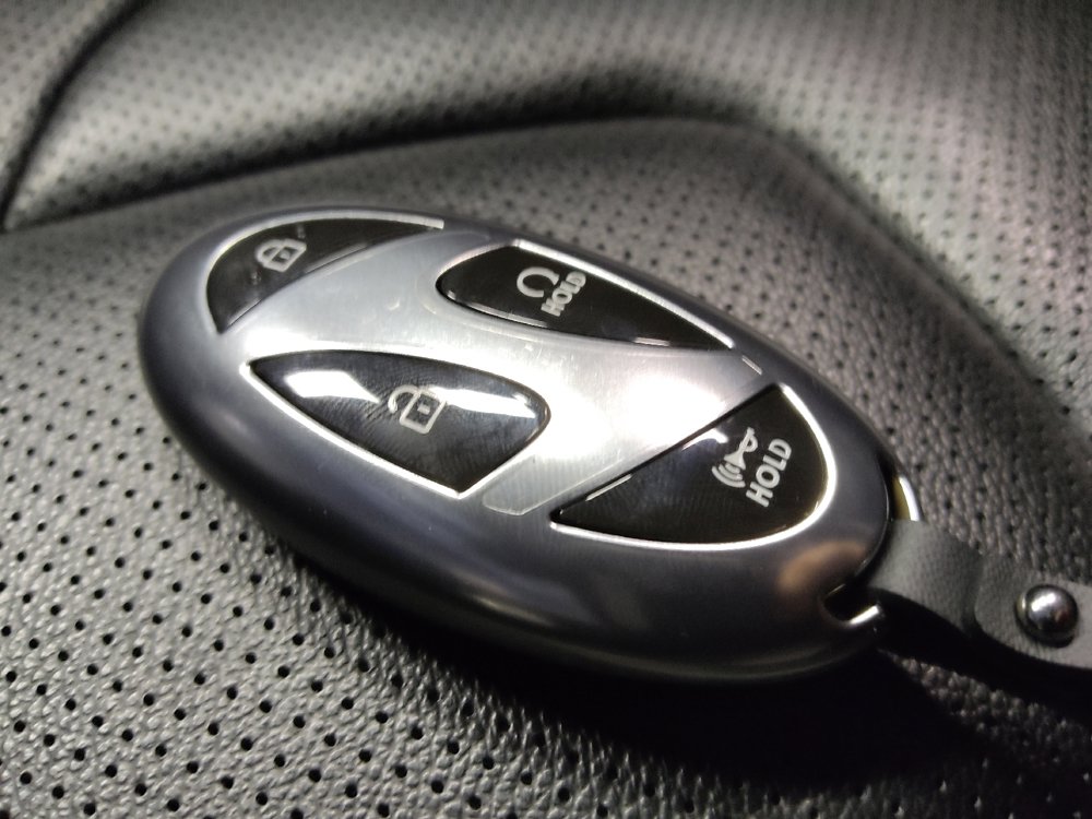 Used 2025 Hyundai Elantra Limited FWD image 32