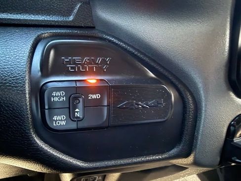 Used 2020 RAM 2500 Big Horn AWD/4WD image 26