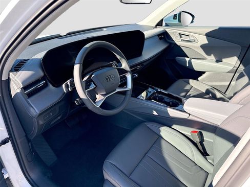 New 2026 Audi Q3 quattro 2.0T image 9