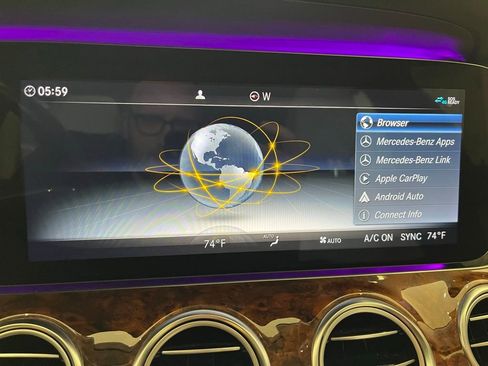 Used 2020 Mercedes-Benz E 450 4MATIC Wagon image 64