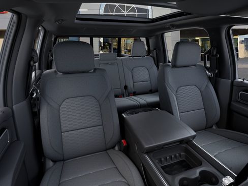 New 2026 RAM 1500 Big Horn AWD/4WD image 16