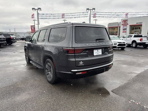 Used 2022 Jeep Wagoneer Series III image 7