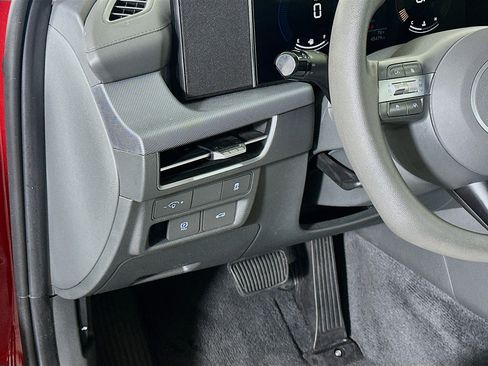 Used 2025 Hyundai Sonata SEL FWD image 17