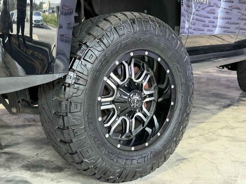 Used 2020 Chevrolet Tahoe LT image 5