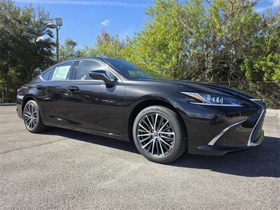 New 2025 Lexus ES 350 w/ Premium Package