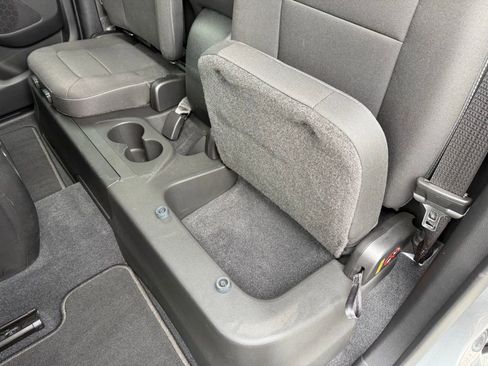 Used 2020 Chevrolet Colorado LT w/ LT Convenience Package image 26