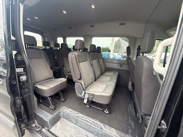 Used 2024 Ford Transit 350 XLT RWD image 13