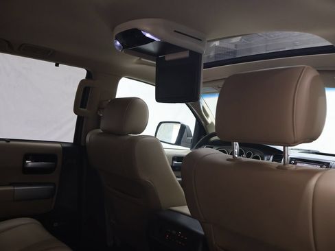 Used 2017 Toyota Sequoia Limited w/ Safety & Convenience Package RWD image 13