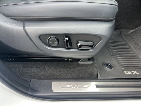 Used 2024 Lexus GX 550 550 Premium+ image 34