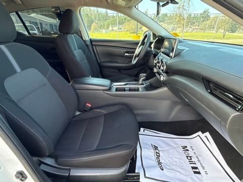 Used 2024 Nissan Sentra SV image 15