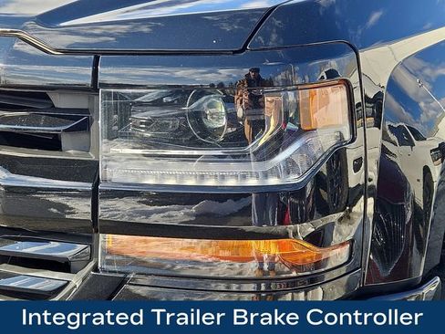 Used 2019 Chevrolet Silverado 1500 LT w/ All Star Edition image 12