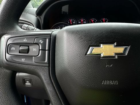 Used 2022 Chevrolet Silverado 1500 Custom RWD image 17