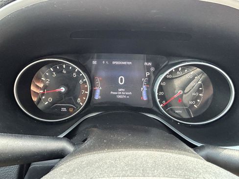 Used 2018 Jeep Compass Limited AWD/4WD image 23