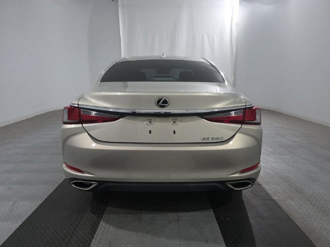 Used 2019 Lexus ES 350 w/ Premium Package FWD image 5