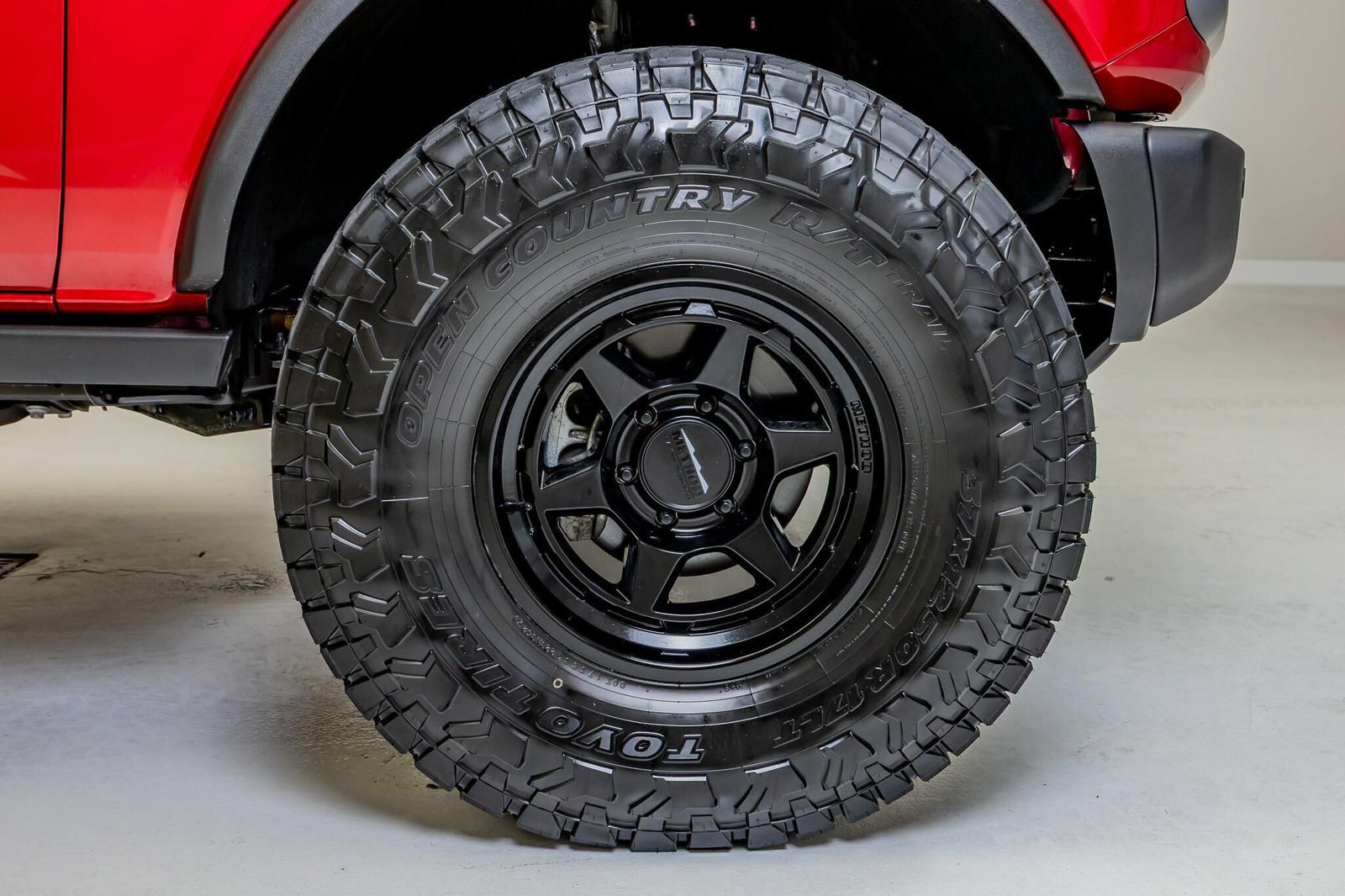 Used 2025 Ford Bronco Badlands AWD/4WD image 12