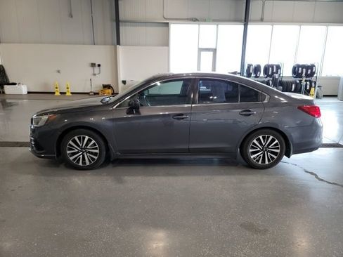 Used 2018 Subaru Legacy 2.5i Premium AWD/4WD image 4