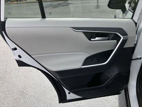 Certified 2025 Toyota RAV4 XLE Premium image 22