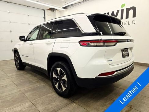Used 2024 Jeep Grand Cherokee Limited 4xe AWD/4WD image 3