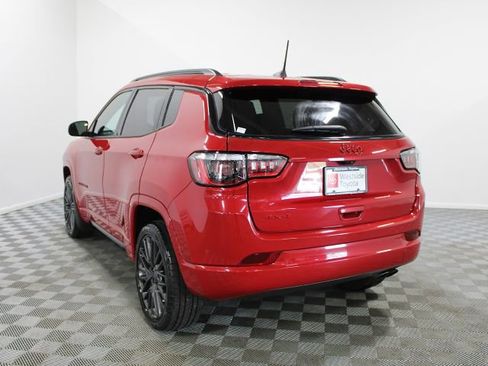 Used 2022 Jeep Compass Limited AWD/4WD image 4